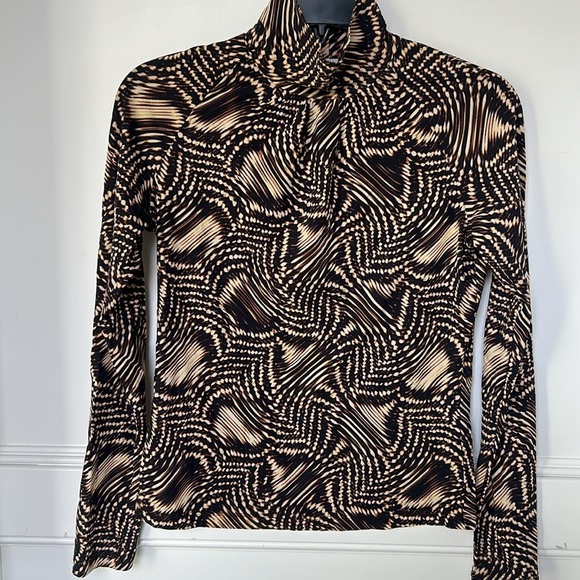 ST. JOHN SPORT Mock Neck Long Sleeve Psychedelic Design Brown Tan Petite XSMALL - Picture 1 of 16